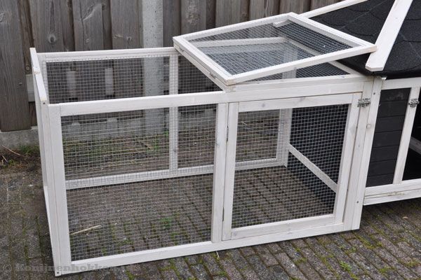 Ook de bovenkant van de ren kan open.